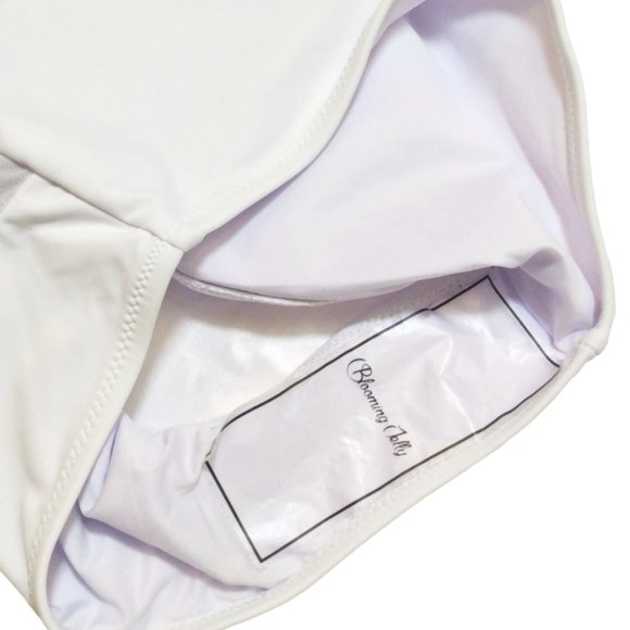 One Piece Asymmetric One Shoulder Swimsuit M *NWT* - Picture 9 of 10